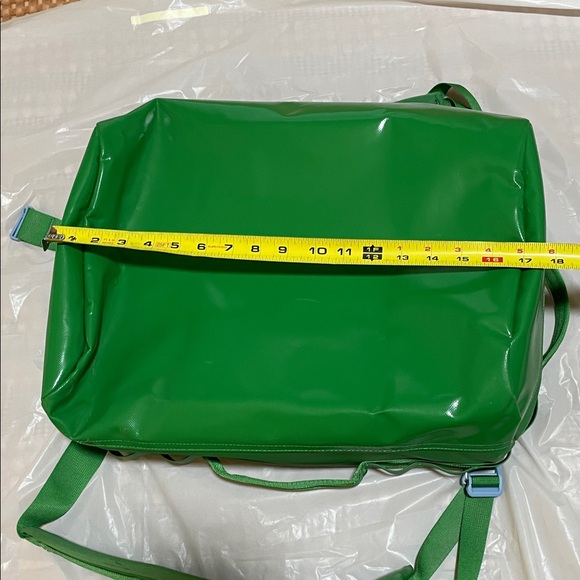 Baboon to the Moon Green Travel Bag. Update! - Picture 9 of 13